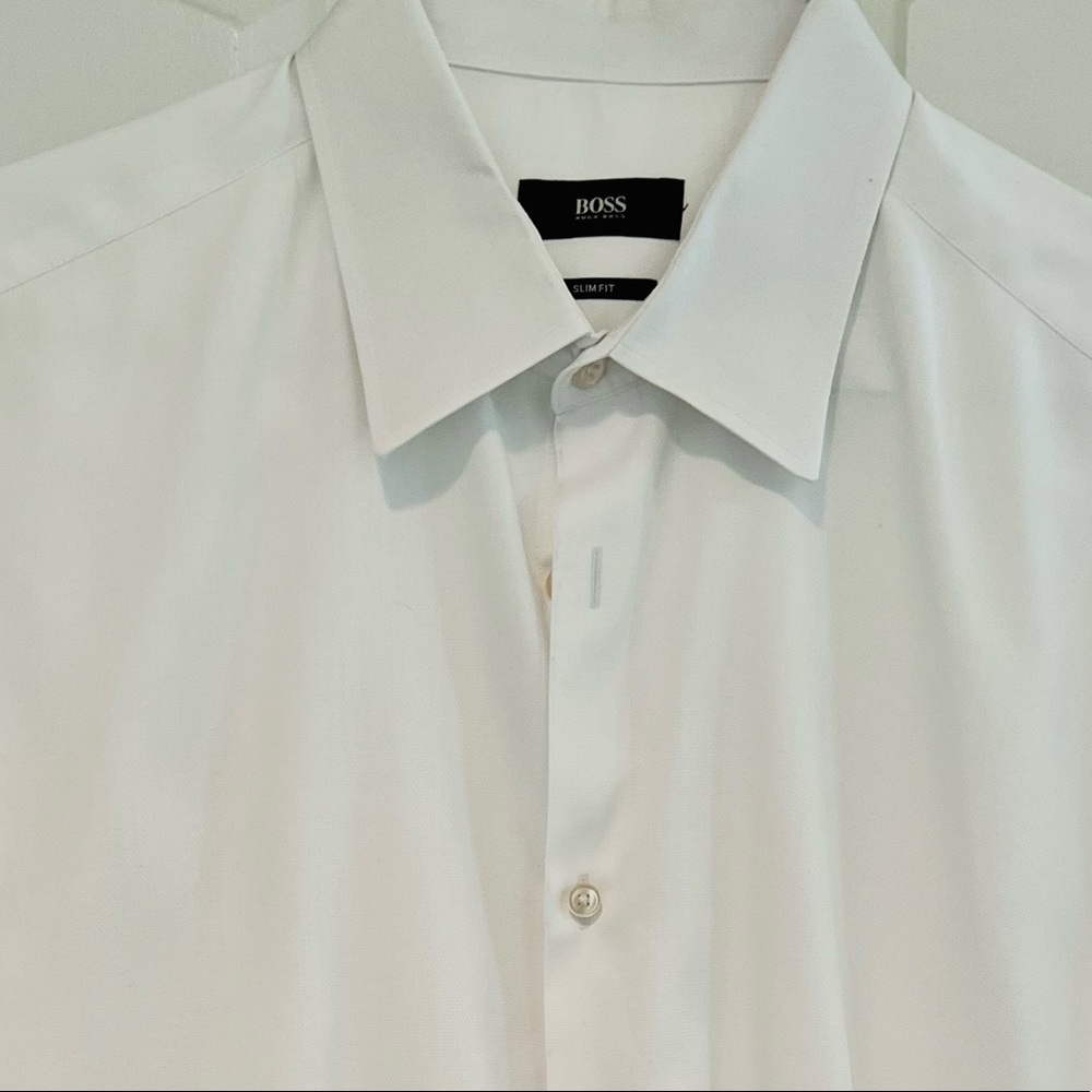 Hugo Boss men’s dress shirt